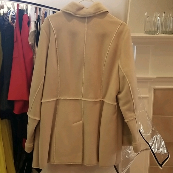 Jacket - Picture 2 of 2